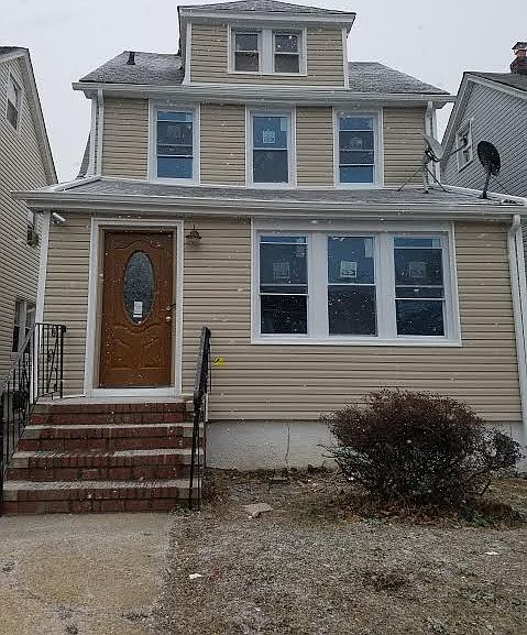 1st image of 114-71 196th St