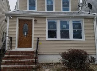 114-71 196th St, Jamaica, NY 11412