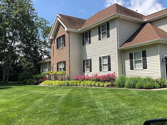 1st image of 7 Southwood Shores Dr