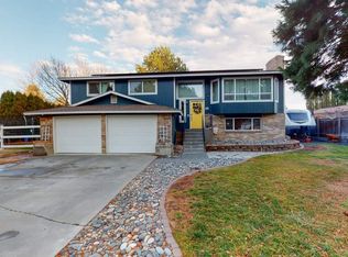 126 W Orchard Ct, Richland, WA 99352