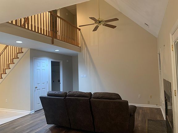3rd image of 4909 Megan Bay Ct
