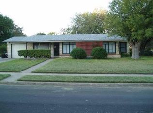 123 Shadow Hill Dr, San Antonio, TX 78228