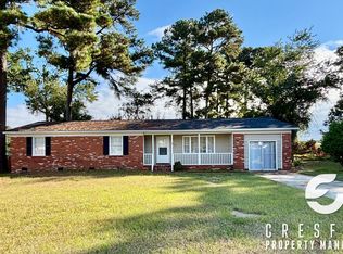 812 Bedrock Dr, Fayetteville, NC 28303