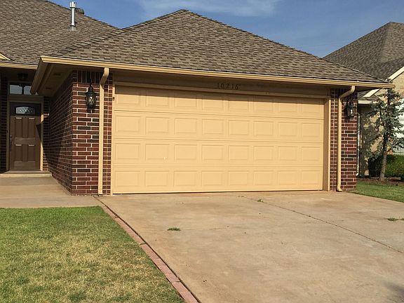 3rd image of 10216 Cumberland Ln