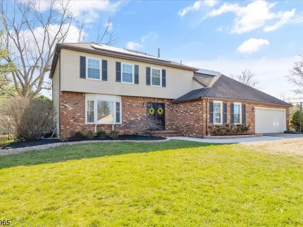 26 Patterson Drive, Freehold, NJ 07728