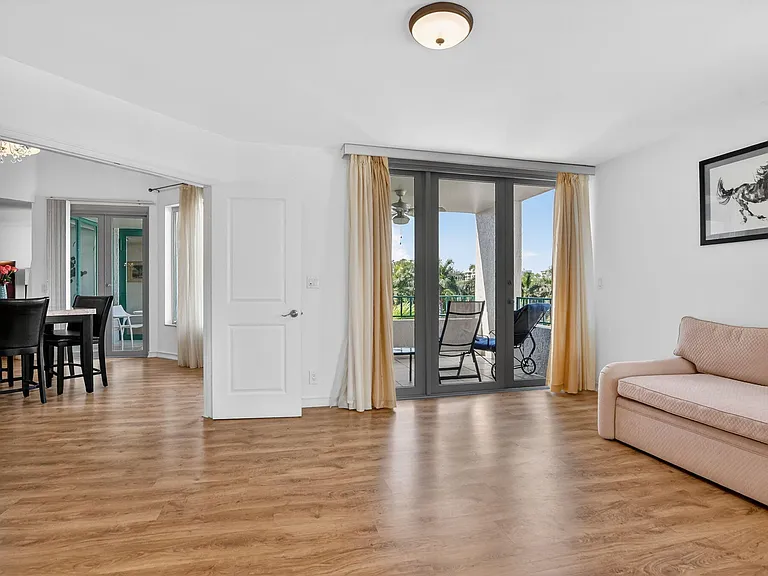 120 SE 5th Ave #520 — Photo 24