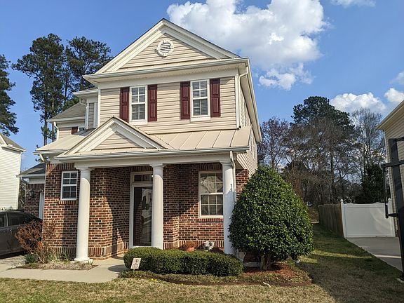 3rd image of 3741 Tryon Ridge Dr