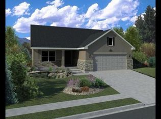 838 Churchill Downs Dr, Kaysville, UT 84037