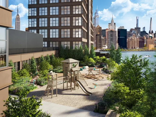 29 Huron Street image 16 of 19