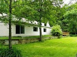 46 Lakeside Ln, East Berne, NY 12059