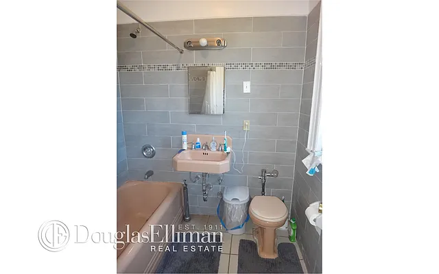 Rented by Douglas Elliman | media 30