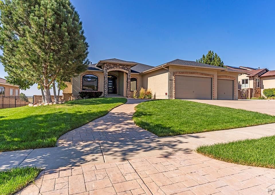 1st image of 5637 Venezia Way