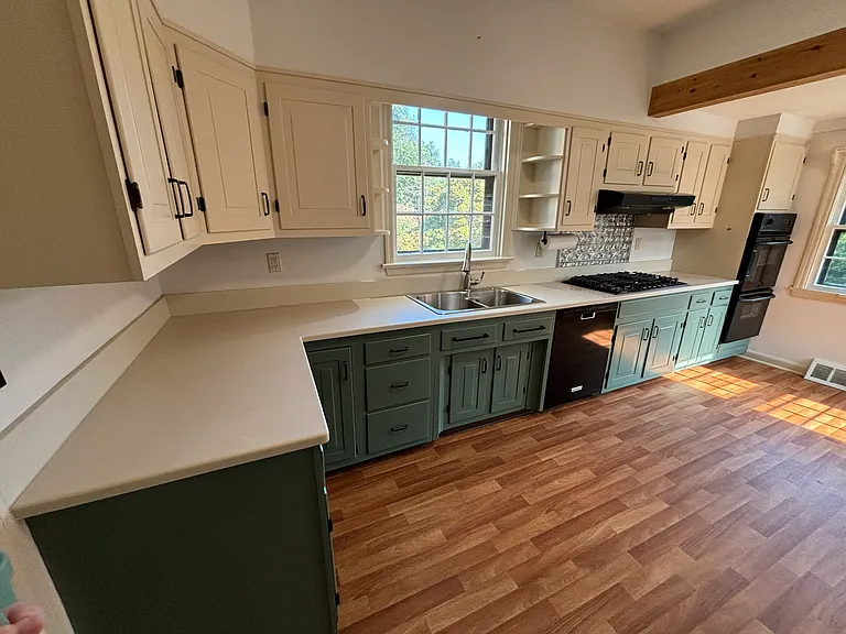 2685 South Ave — Photo 12