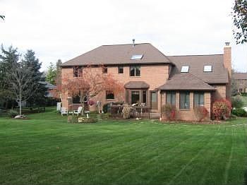 2nd image of 789 Weston Park Dr