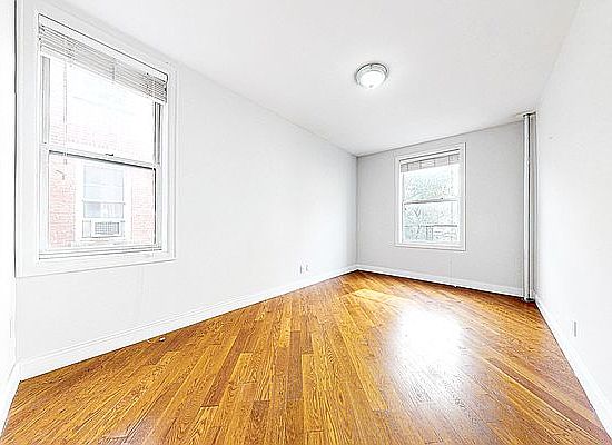5th image of 220 W 107th St APT 4G