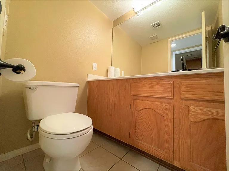 8013 Coral Point Ave — Photo 17