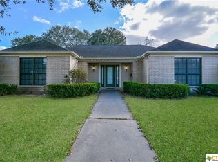 809 China St, El Campo, TX 77437