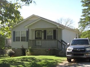 45 Millpond St, Scotts Hill, TN 38374