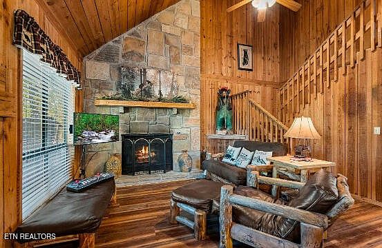 2nd image of 3334 Bear Mountain Ln