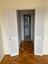 Rented by Austin Sheppard Realty Inc