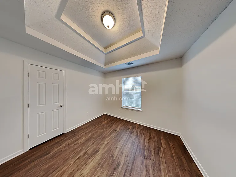 1864 Tulip Petal Rd — Photo 16