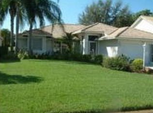 8383 Parkside Dr, Englewood, FL 34224