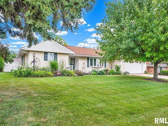 2nd image of 4724 N Laurel Dr