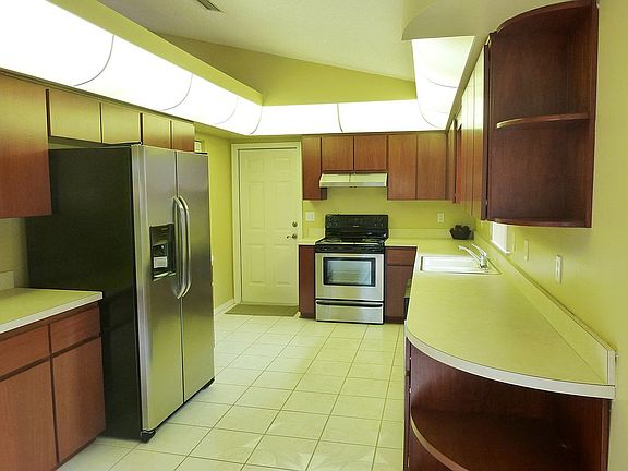 4th image of 9142 Haas Dr