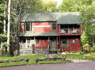 01305 Lake 26 Rd, Charlevoix, MI 49720