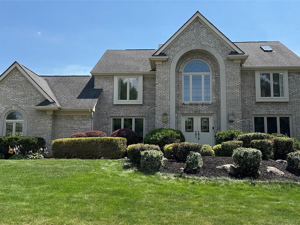 1st image of 1919 Rolling Woods Dr
