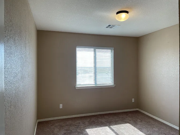 12960 Cozy Cove Ave — Photo 5