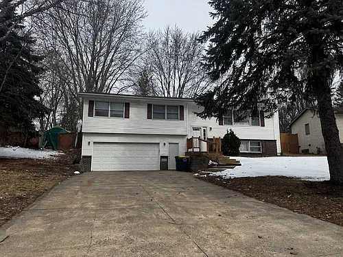 11320 Interlachen Rd Photo 1