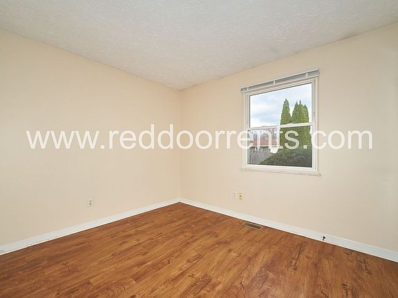 3rd image of 4332 Burrwood Dr