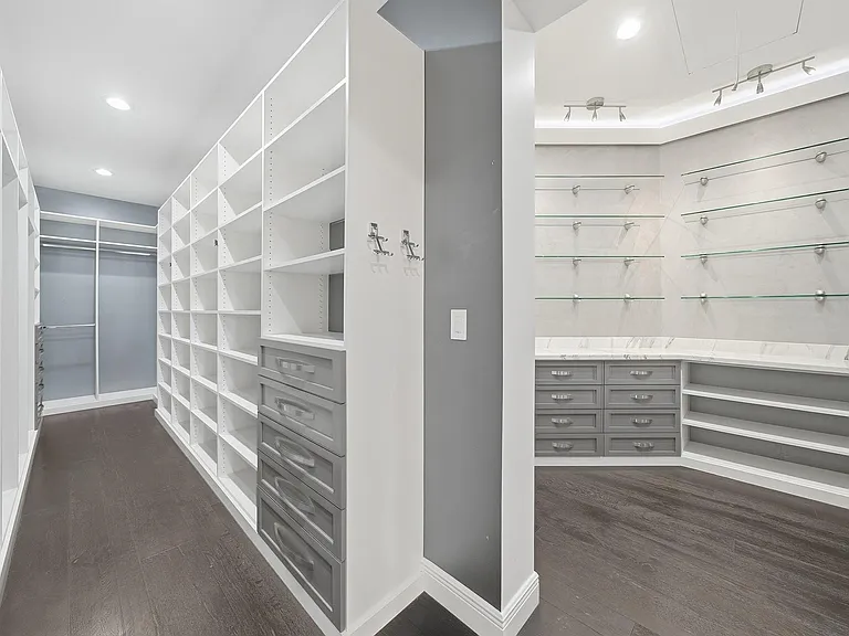 10270 SW 58th St — Photo 34