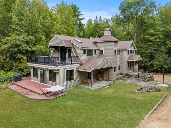 93 Coffeetown Road, Deerfield, NH 03037