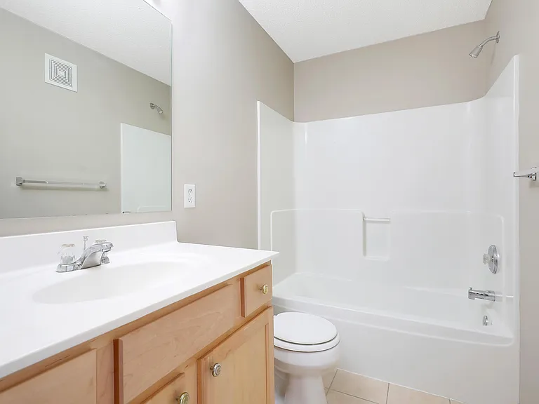 15564 Lilac Dr — Photo 15