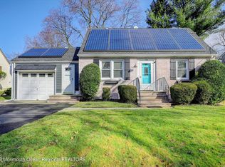 105 Ravine Dr, Matawan, NJ 07747