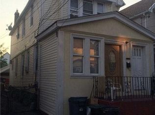 8930 184th Pl, Hollis, NY 11423