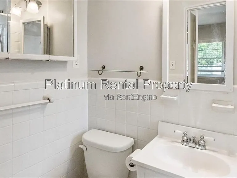 3660 Peachtree Rd NE #2C — Photo 20
