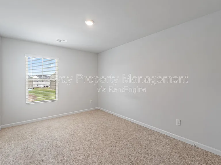 1429 Deer Hollow Run — Photo 22
