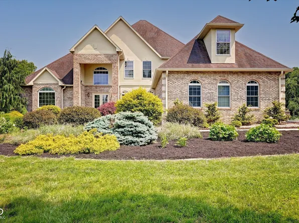 8667 S Strain Ridge Rd, Bloomington, IN 47401