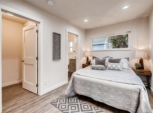 5914 18th Ave SW #A, Seattle, WA 98106