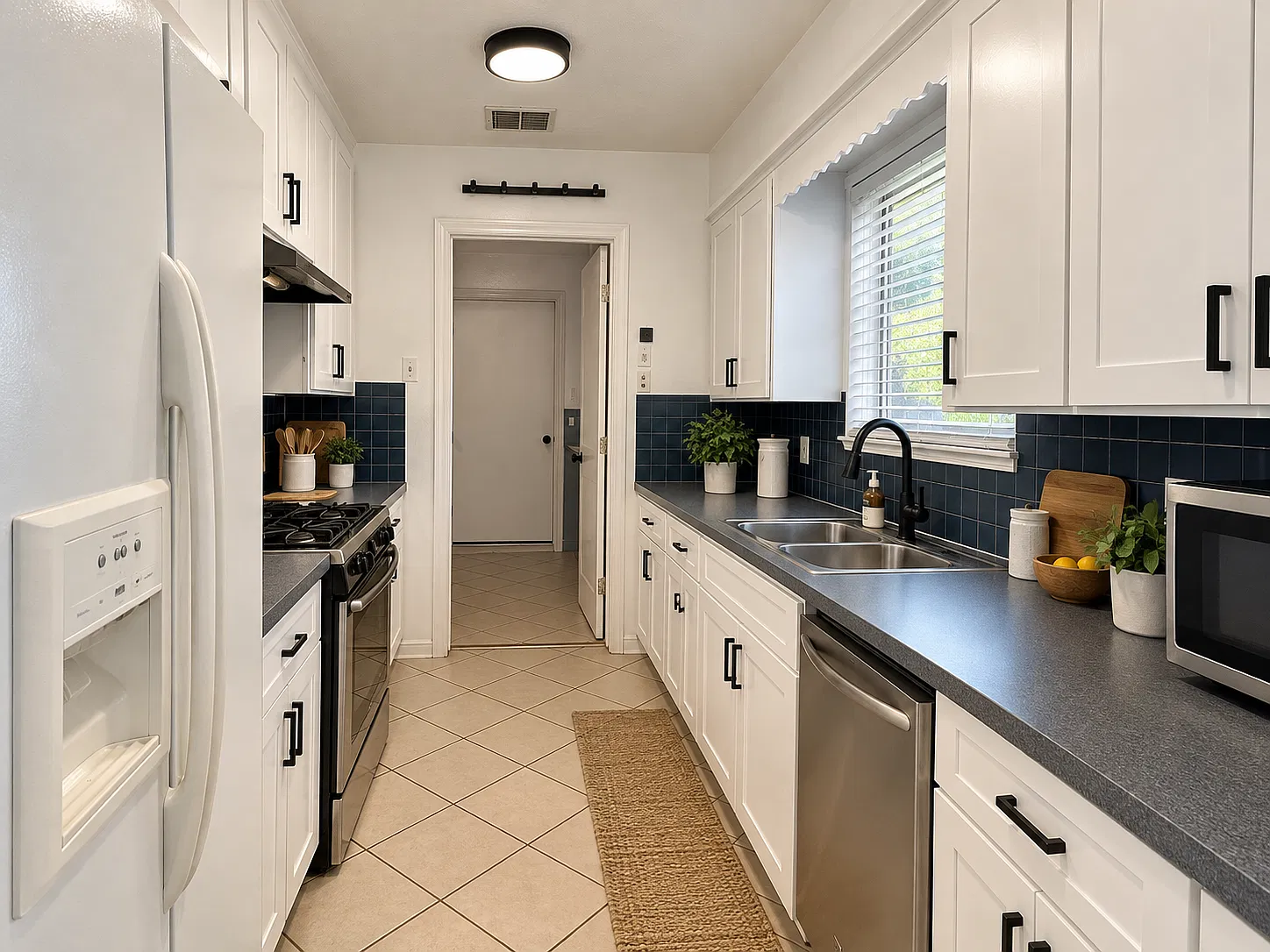 4 bed, 1500 sqft, $1,725 — Photo 3
