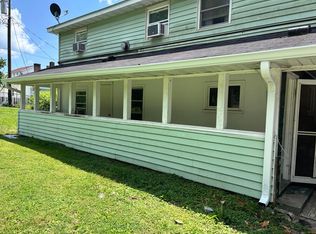 317 W Allen St #A, Hendersonville, NC 28739