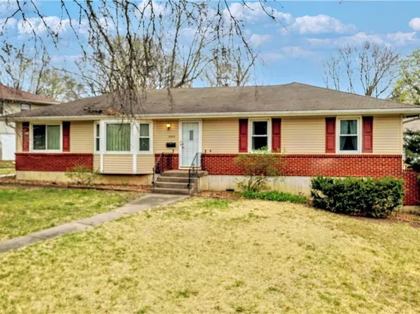 10019 W 94th St, Overland Park, KS 66212