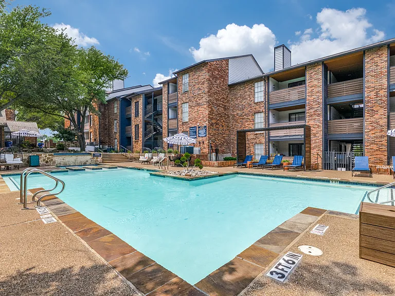 The Durham Apartments — Photo 30