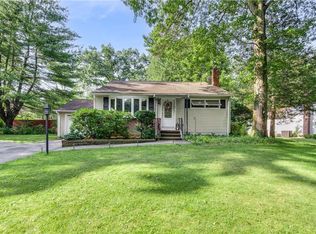 22 Ridgewood Ter, Poughkeepsie, NY 12603