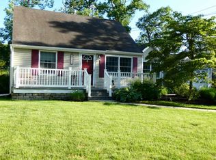 508 Middle Ln, Howell, NJ 07731