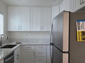 453 W Windsor Rd, Glendale, CA