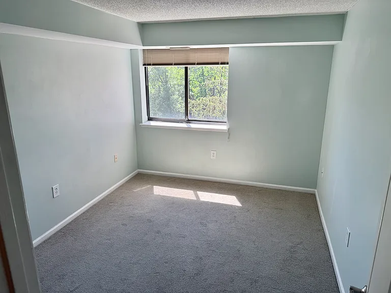 2230 George C Marshall Dr #818 — Photo 12